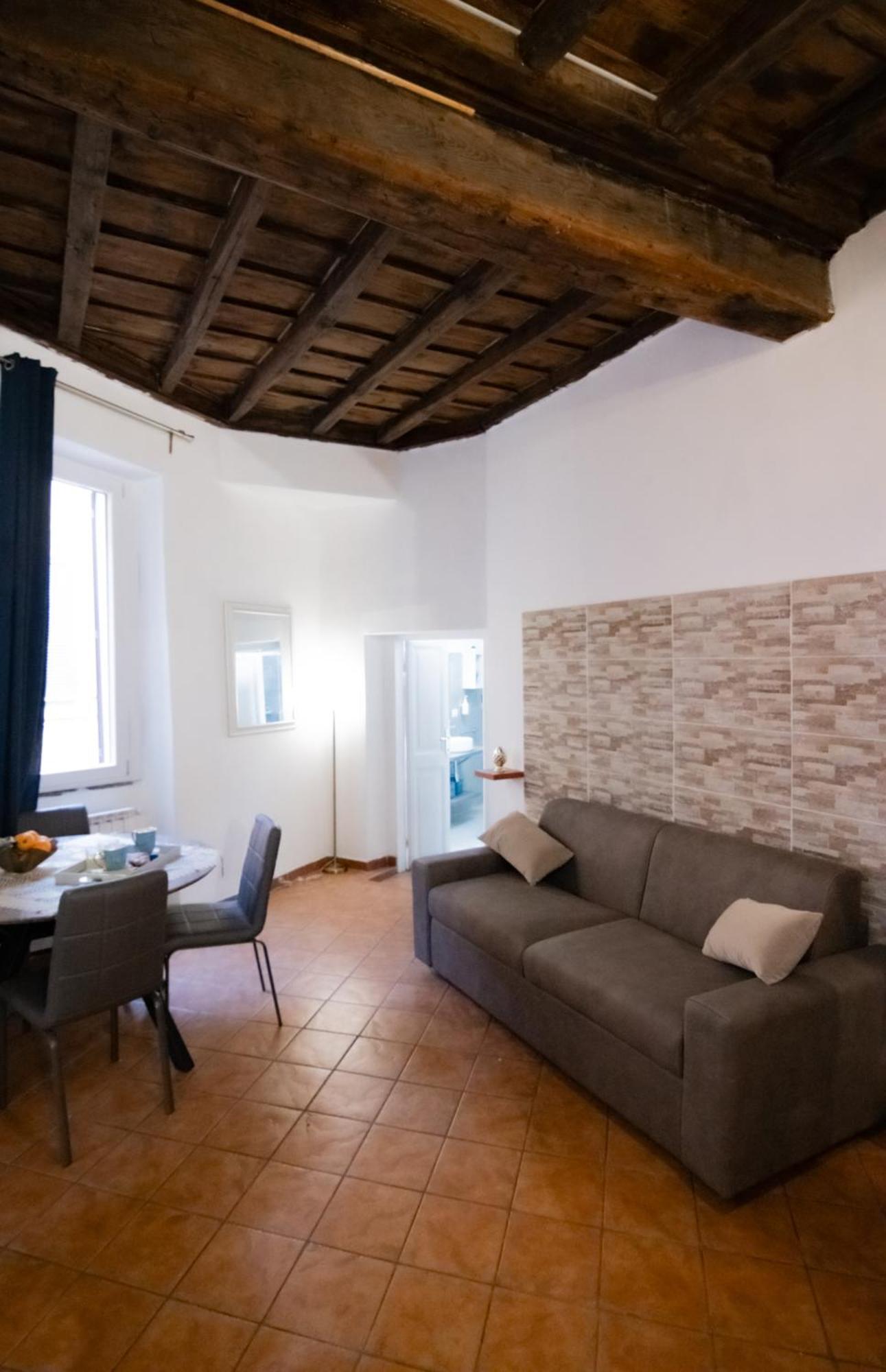 Apartamento Crezy House Trilussa *